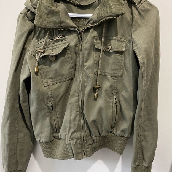 Guess Jacket - Picture 1 of 2